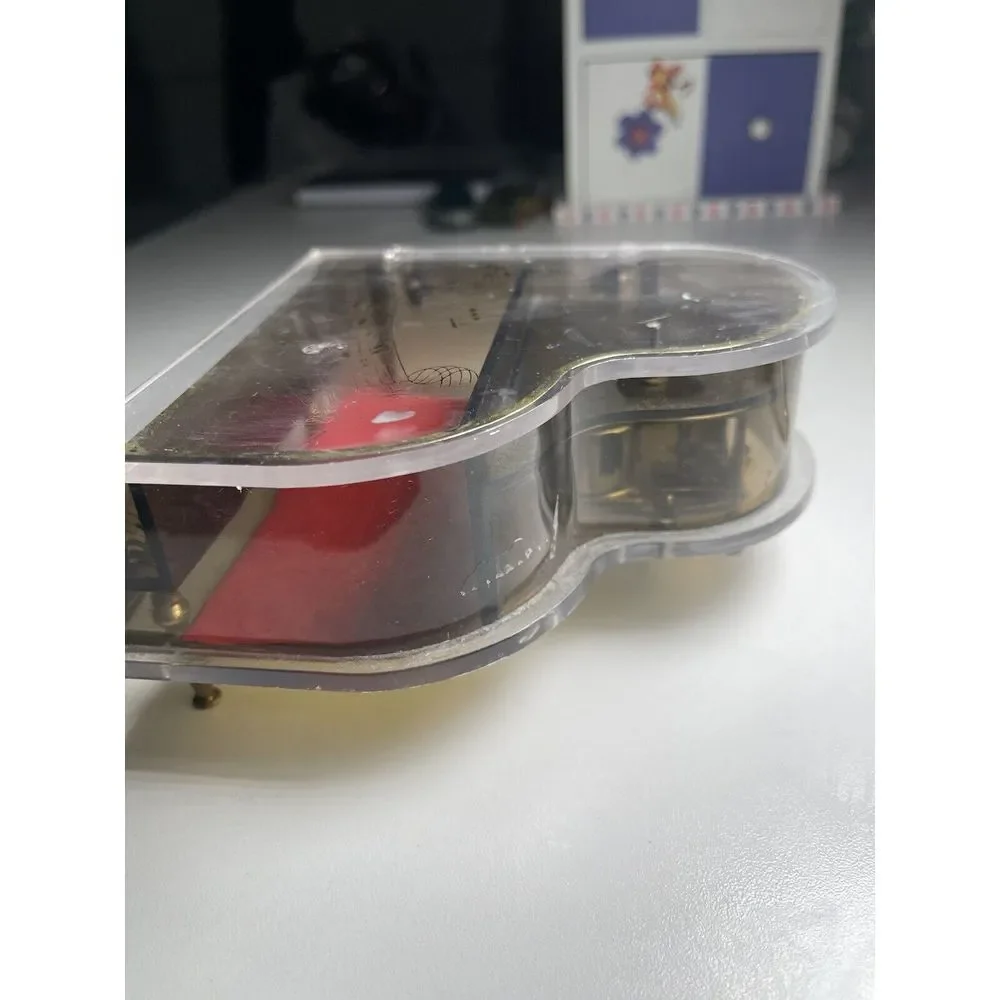 PIANO MUSIC BOX PLAYS YOU LIGHT UP MY LIFE WORKING‎